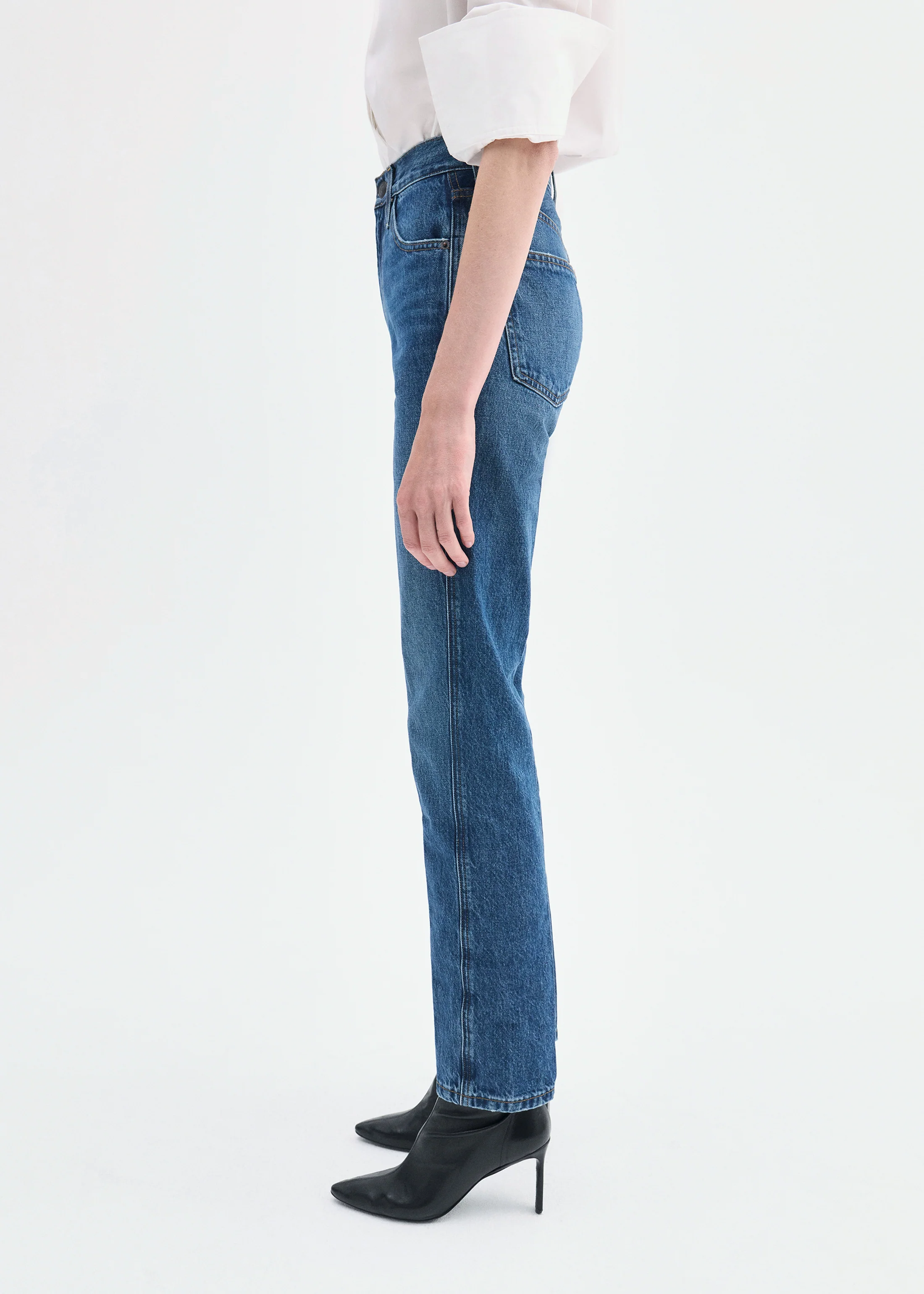 High Rise Jean in Denim - Indigo - Image 4