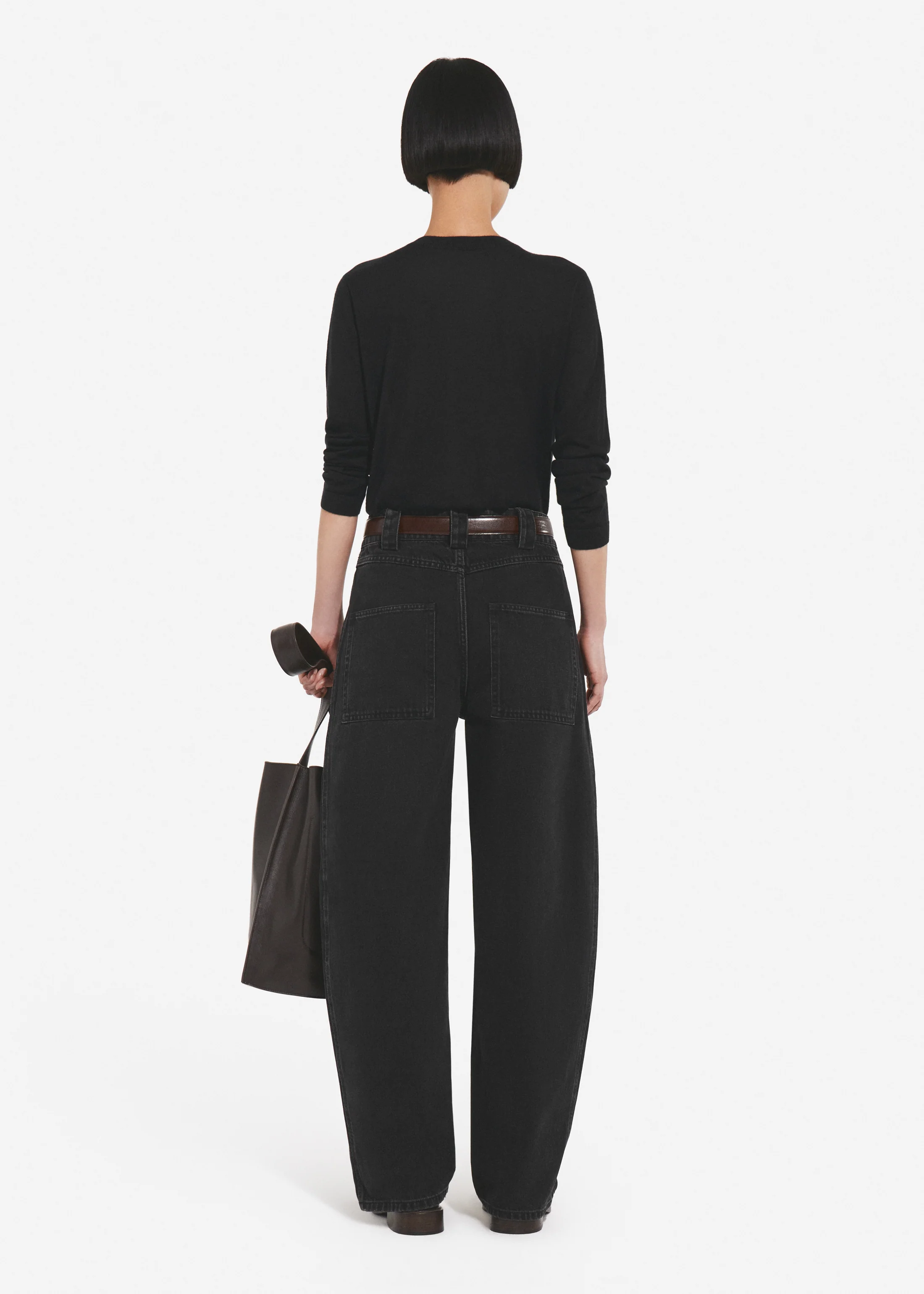 Long Sleeve Crew in Fine Cashmere - Black - Image 3