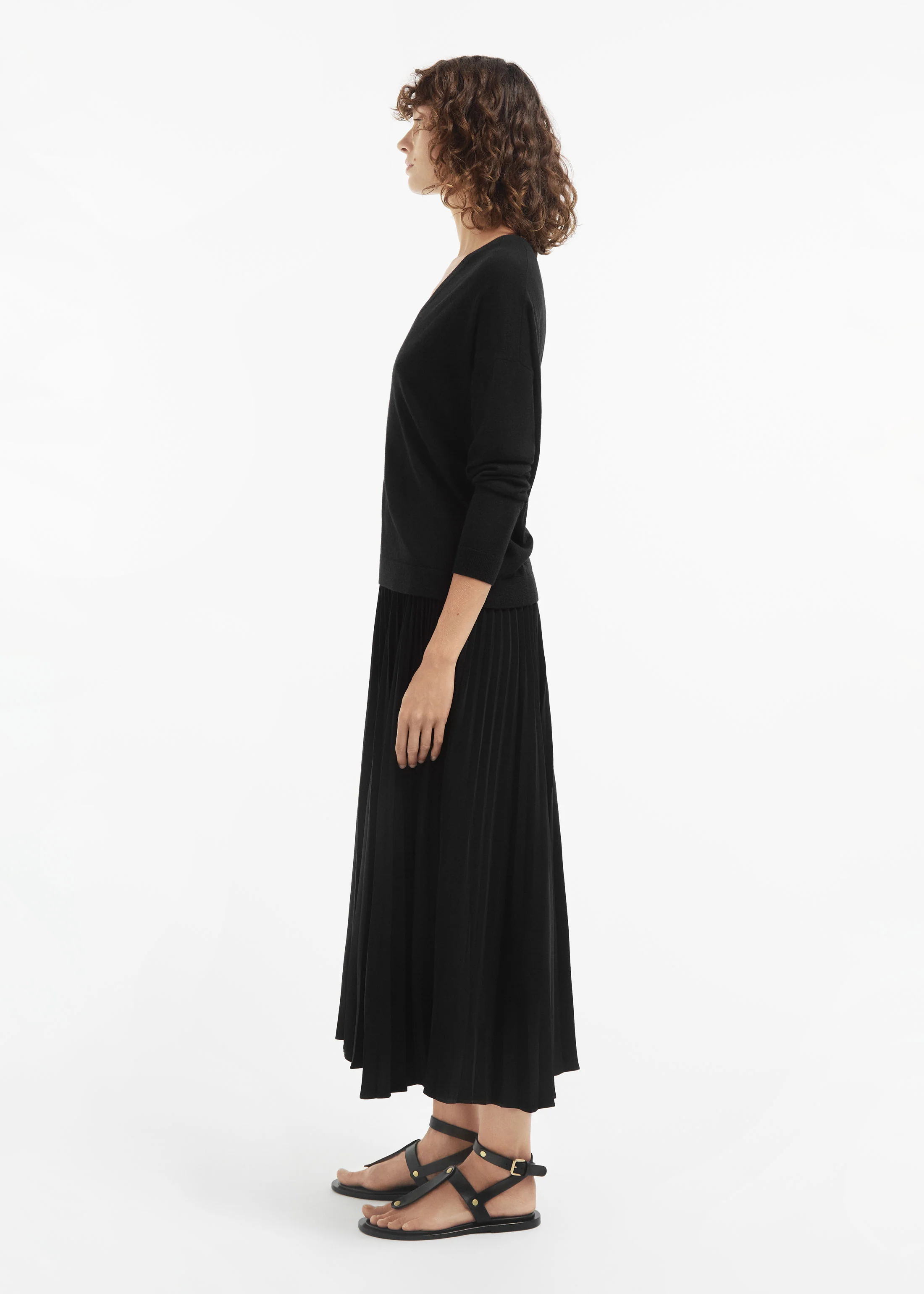 Pleated Elastic Waist Skirt in Stretch Crepe - Black - Image 3
