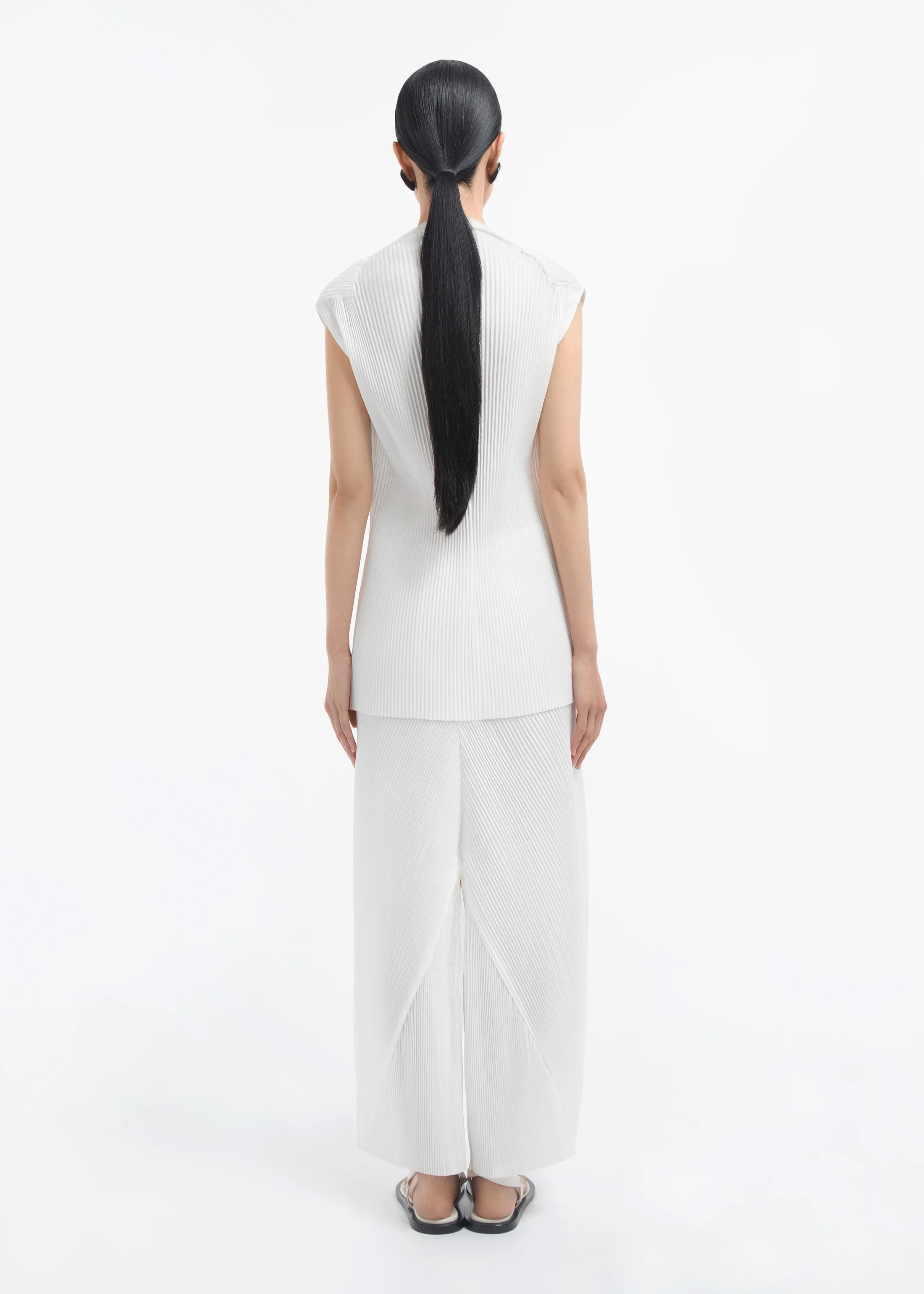 Cap Sleeve Top in Plisse - Off White - Image 3